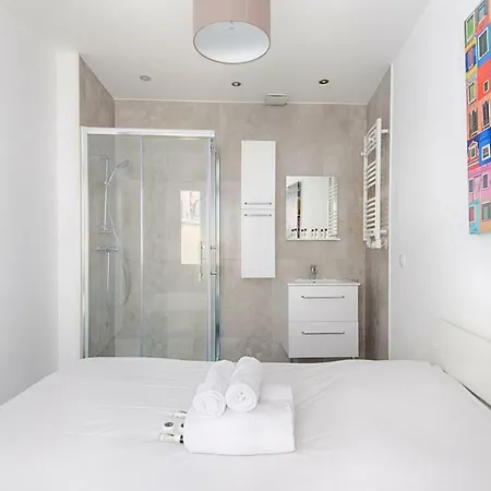 Apartment Superb Flat In The Heart Of ! *